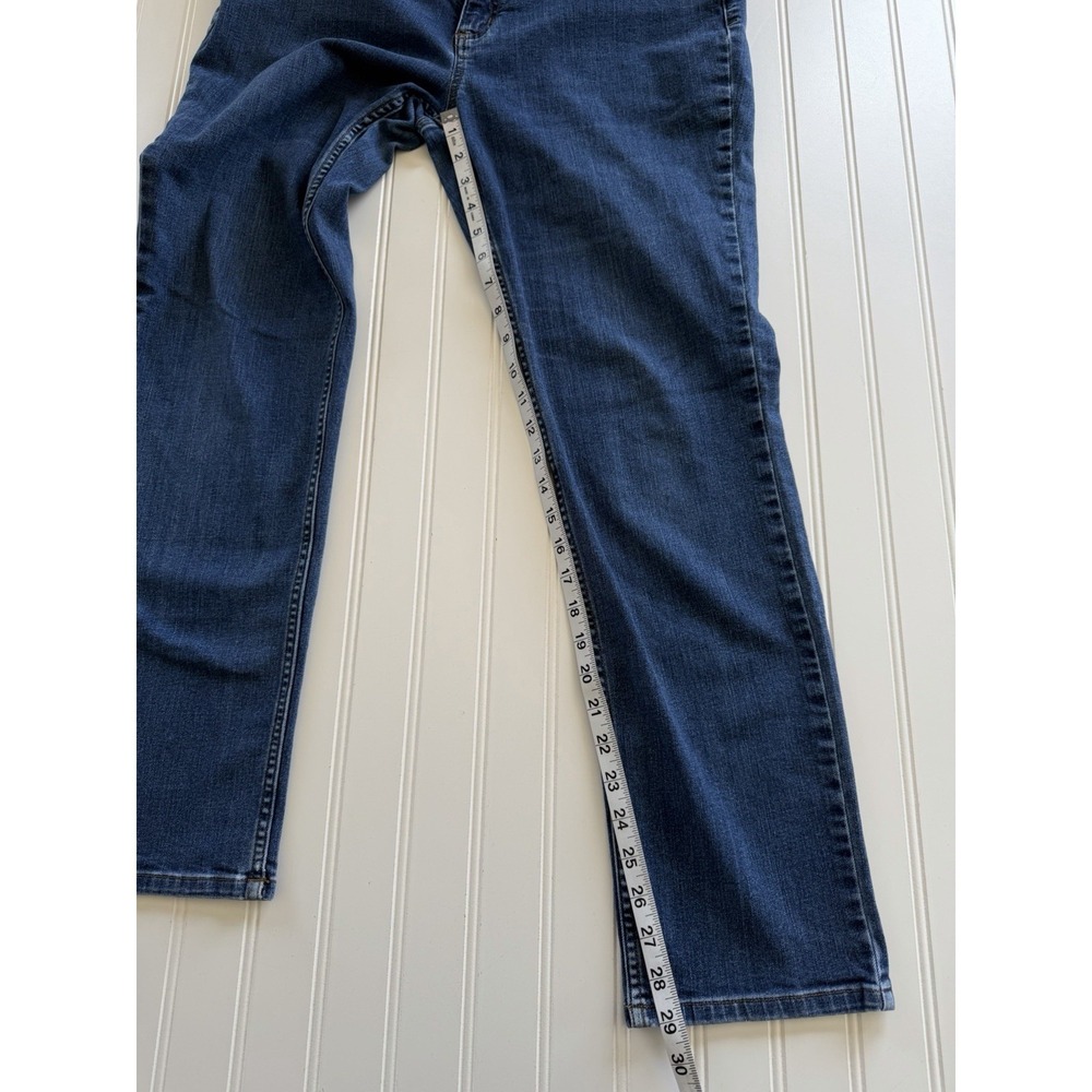 Duluth Trading Co Slim Straight Jeans 14x31 Medium Wash Women's Denim - Picture 4 of 7
